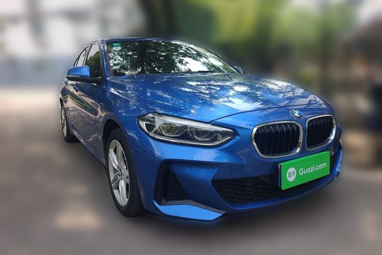 Used BMW 1 Series 2020 120i M Sport Package Front Right 45 Deg