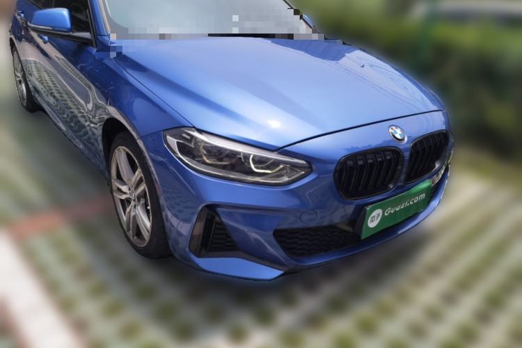 Used BMW 1 Series 2020 125i Leading Model M Sport Package Front Right 45 Deg
