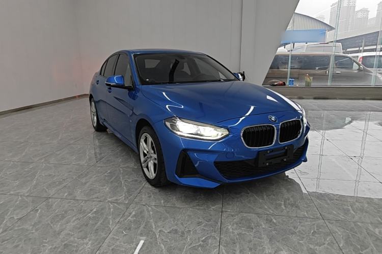 Used BMW 1 Series 2020 120i M Sport Package Front Right 45 Deg