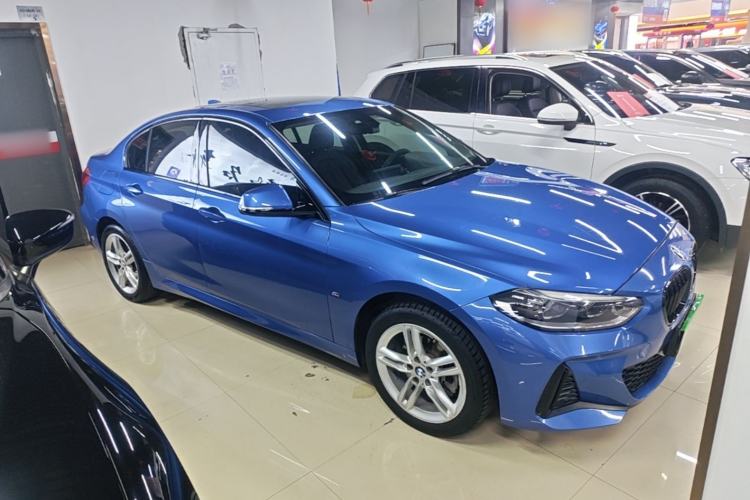 Used BMW 1 Series 2020 120i M Sport Package Front Right 45 Deg