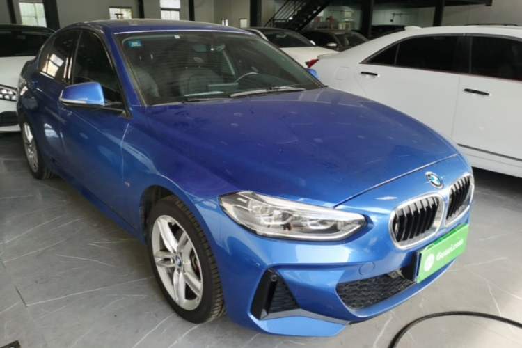 Used BMW 1 Series 2020 120i M Sport Package Front Right 45 Deg