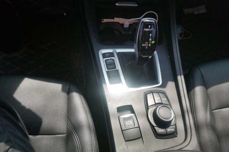 Used BMW 1 Series 2020 120i Fashion Model Gear Lever