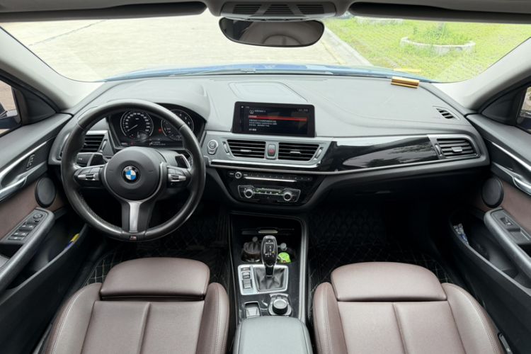 Used BMW 1 Series 2020 125i Leading Model M Sport Package Interior 11