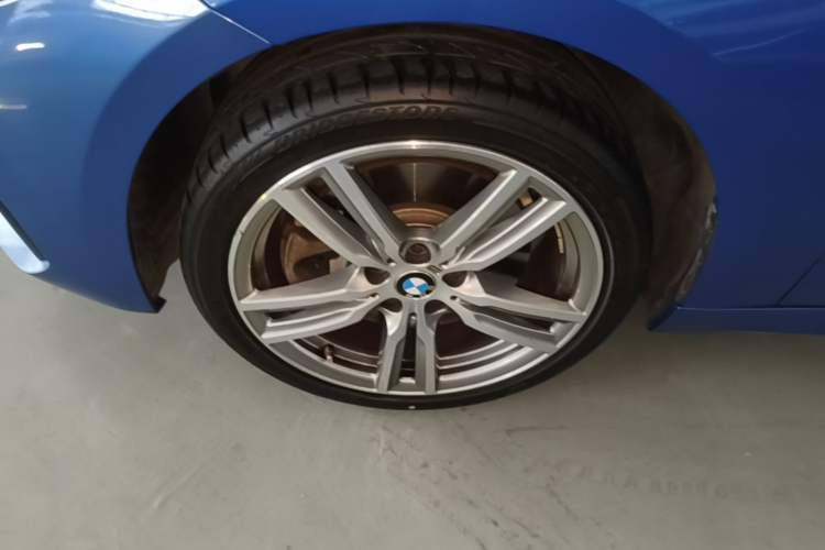 Used BMW 1 Series 2020 125i Leading Model M Sport Package Left Front Wheel Hub