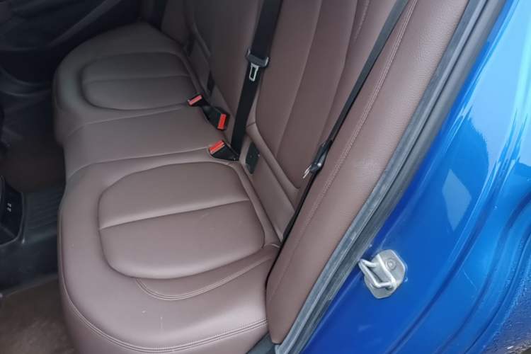 Used BMW 1 Series 2020 125i Leading Model M Sport Package Left Rear Seat