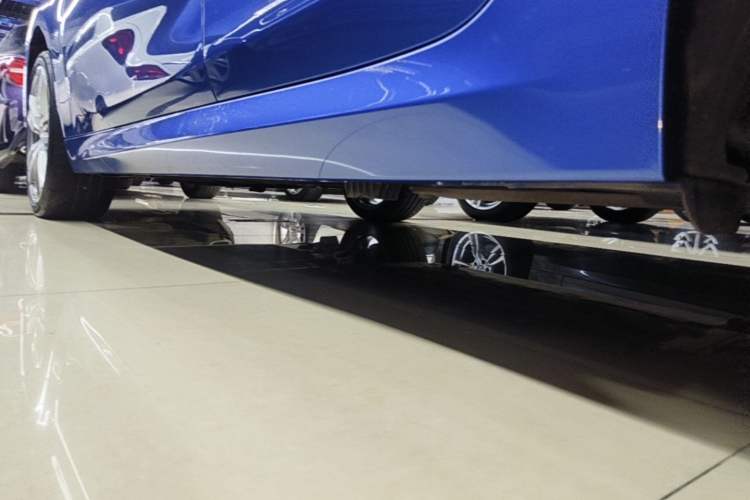 Used BMW 1 Series 2020 125i Leading Model M Sport Package Left Side Sill