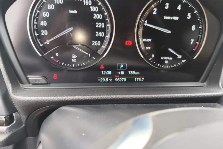 Used BMW 1 Series 2020 120i Fashion Model Odometer Close Up