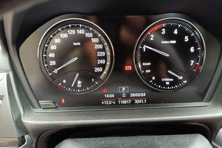 Used BMW 1 Series 2020 120i M Sport Package Odometer Close Up