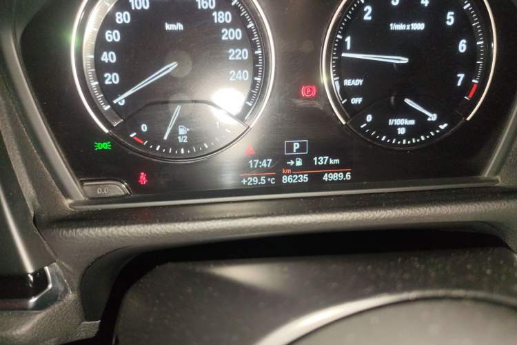 Used BMW 1 Series 2020 125i Leading Model M Sport Package Odometer Close Up