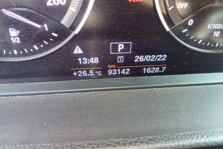 Used BMW 1 Series 2020 120i M Sport Package Odometer Close Up