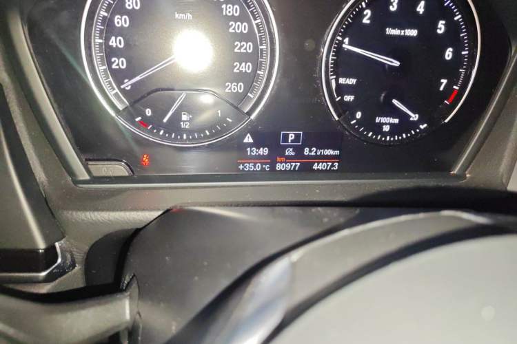 Used BMW 1 Series 2020 120i Fashion Model Odometer Close Up