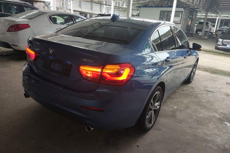 Used BMW 1 Series 2020 120i Fashion Model Rear Right 45 Deg