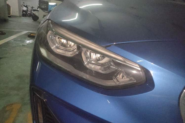 Used BMW 1 Series 2020 125i Leading Model M Sport Package Right Front Headlight