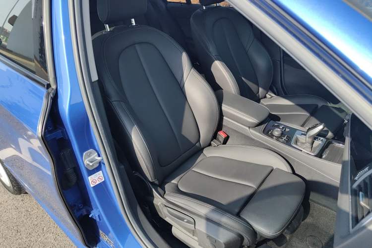 Used BMW 1 Series 2020 120i M Sport Package Right Front Seat