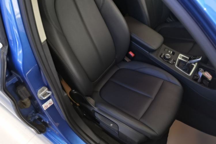 Used BMW 1 Series 2020 120i Fashion Model Right Front Seat