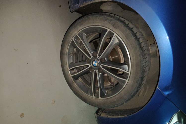 Used BMW 1 Series 2020 120i Fashion Model Right Front Wheel Hub