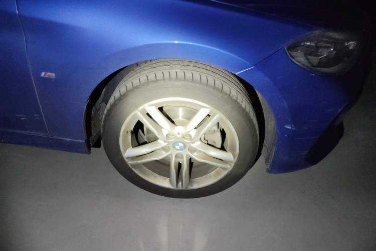 Used BMW 1 Series 2020 120i M Sport Package Right Front Wheel Hub