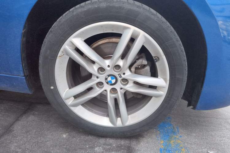 Used BMW 1 Series 2020 120i M Sport Package Right Front Wheel Hub