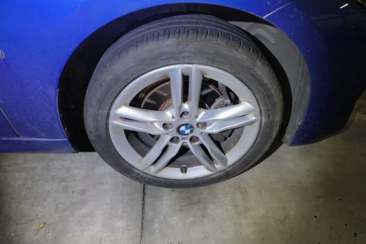 Used BMW 1 Series 2020 120i M Sport Package Right Front Wheel Hub