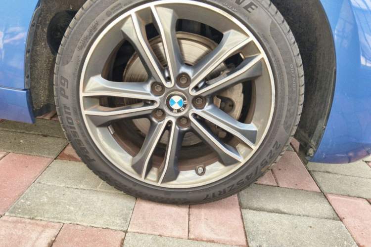 Used BMW 1 Series 2020 120i Fashion Model Right Front Wheel Hub