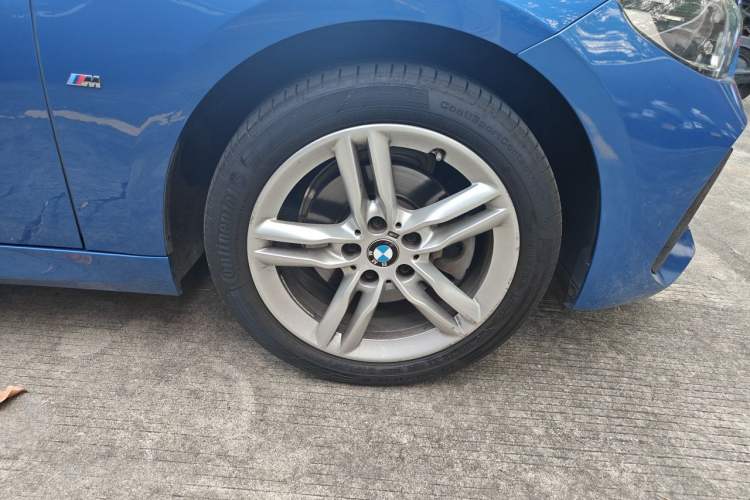Used BMW 1 Series 2020 120i M Sport Package Right Front Wheel Hub