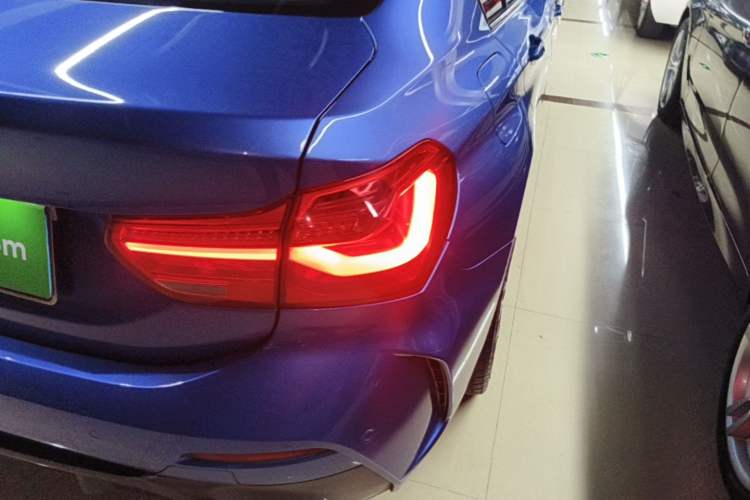 Used BMW 1 Series 2020 125i Leading Model M Sport Package Right Rear Taillight