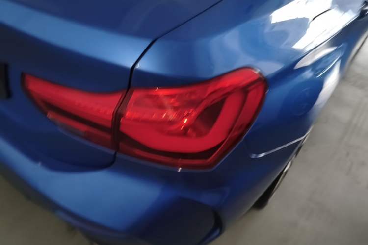 Used BMW 1 Series 2020 125i Leading Model M Sport Package Right Rear Taillight