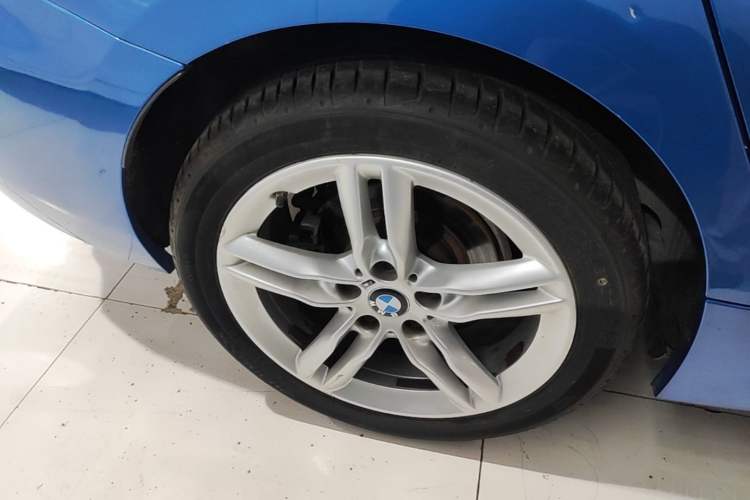 Used BMW 1 Series 2020 120i M Sport Package Right Rear Wheel Hub