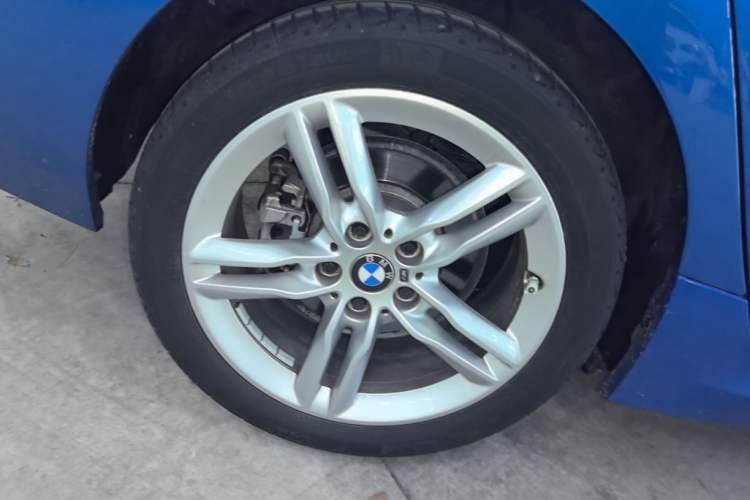 Used BMW 1 Series 2020 120i M Sport Package Right Rear Wheel Hub