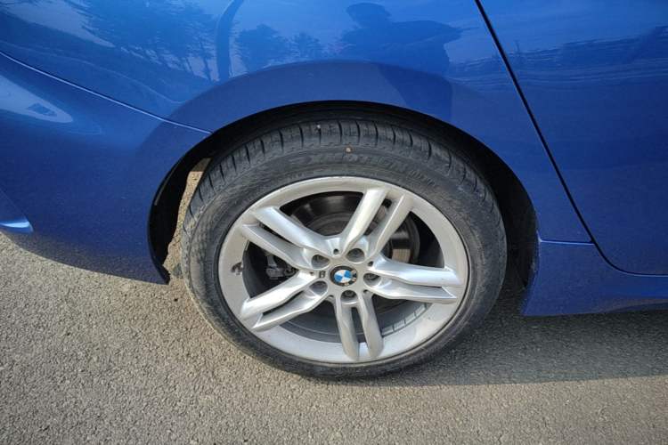 Used BMW 1 Series 2020 120i M Sport Package Right Rear Wheel Hub