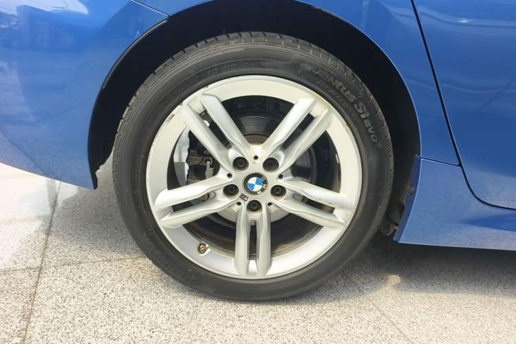 Used BMW 1 Series 2020 120i M Sport Package Right Rear Wheel Hub