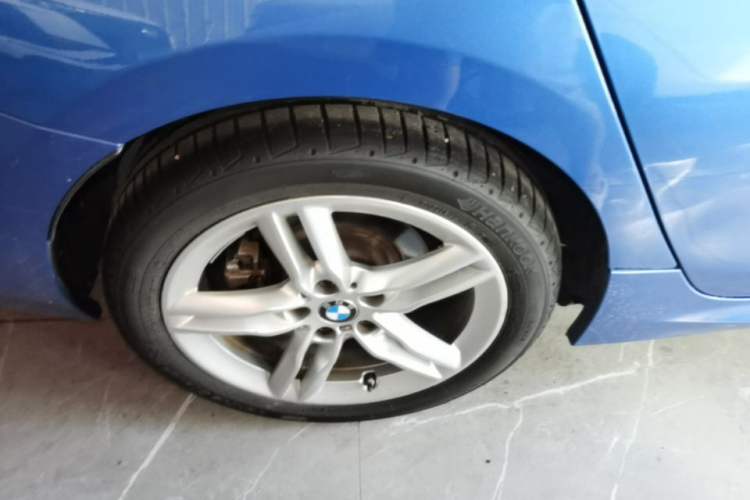 Used BMW 1 Series 2020 120i M Sport Package Right Rear Wheel Hub