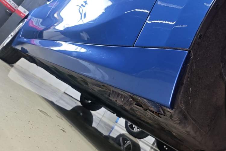 Used BMW 1 Series 2020 120i M Sport Package Right Side Sill