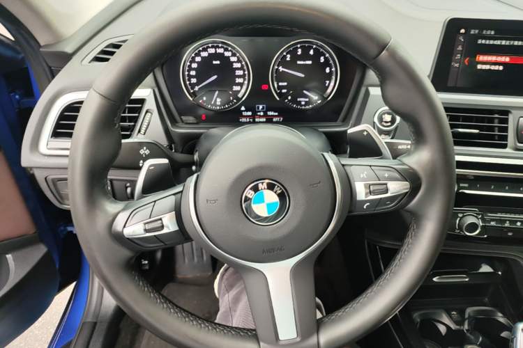 Used BMW 1 Series 2020 125i Leading Model M Sport Package Steering Wheel