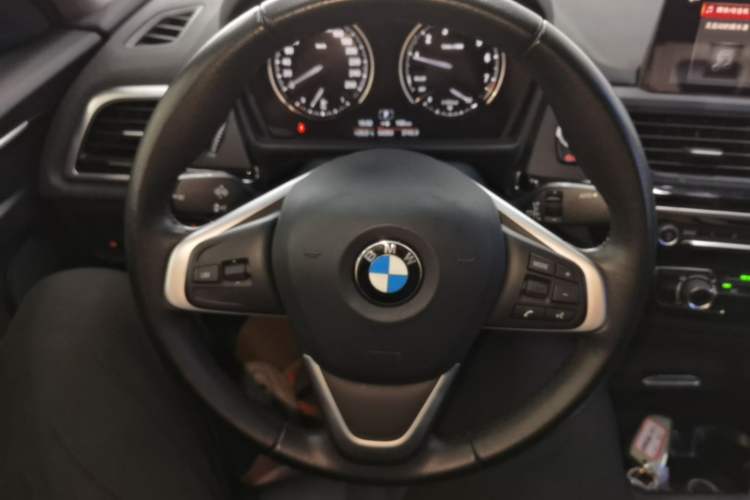 Used BMW 1 Series 2020 120i Fashion Model Steering Wheel