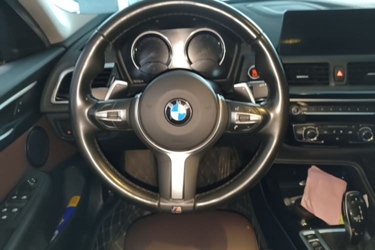Used BMW 1 Series 2020 125i Leading Model M Sport Package Steering Wheel
