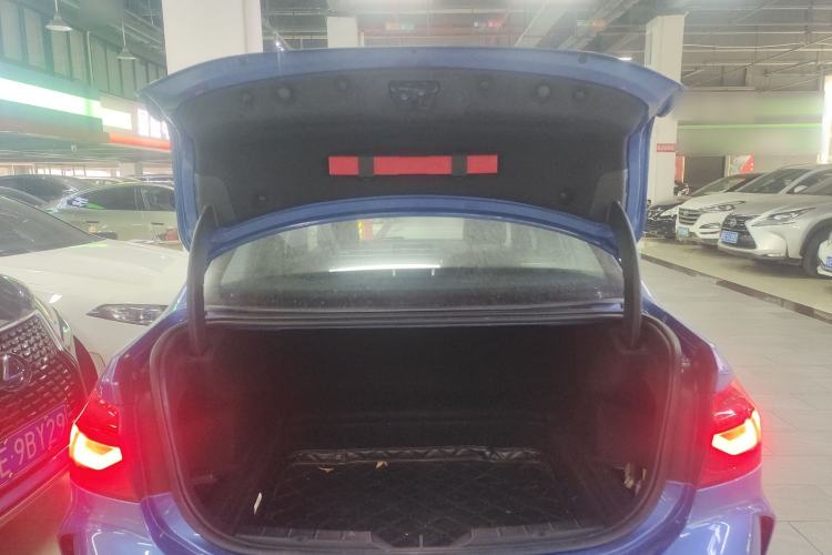 Used BMW 1 Series 2020 125i Leading Model M Sport Package Trunk