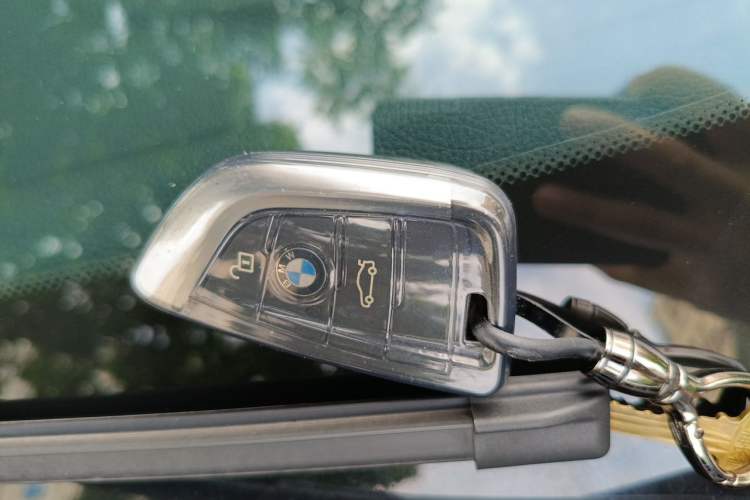 Used BMW 1 Series 2020 120i Fashion Model Vehicle Key