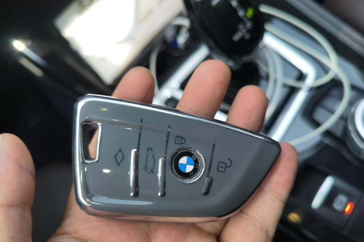 Used BMW 1 Series 2020 125i Leading Model M Sport Package Vehicle Key