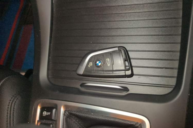 Used BMW 1 Series 2020 120i Fashion Model Vehicle Key