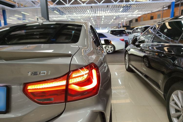 Used BMW 1 Series 2020 120i M Sport Package Exterior 4