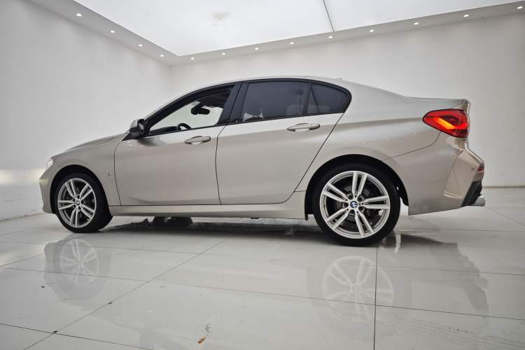 Used BMW 1 Series 2020 125i Leading Model M Sport Package Exterior 9