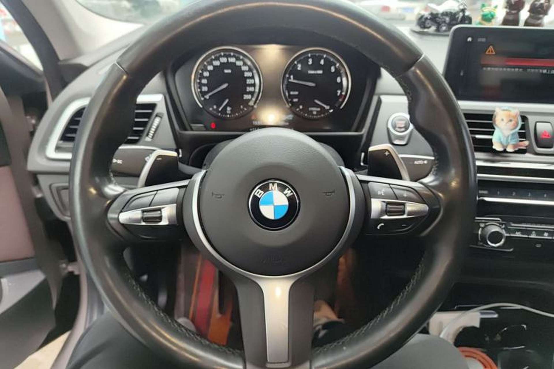 Used BMW 1 Series 2020 125i Leading Model M Sport Package Steering Wheel