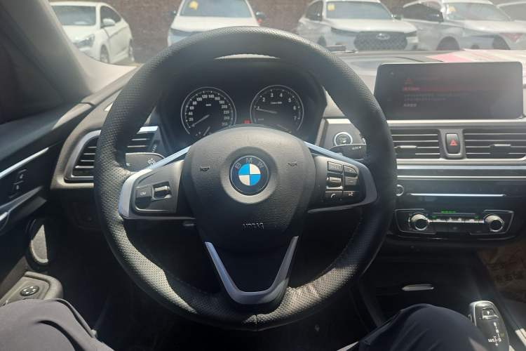 Used BMW 1 Series 2020 120i Fashion Model Steering Wheel