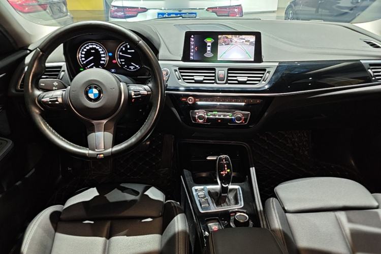 Used BMW 1 Series 2020 120i M Sport Package Center Console