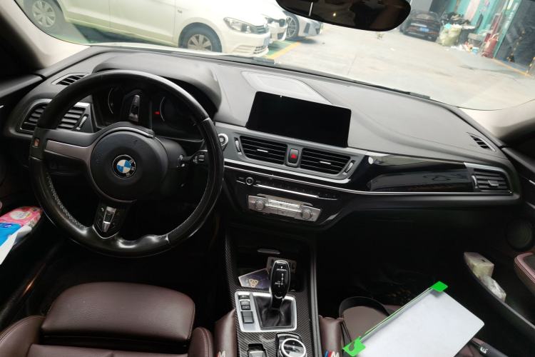 Used BMW 1 Series 2020 120i M Sport Package Center Console
