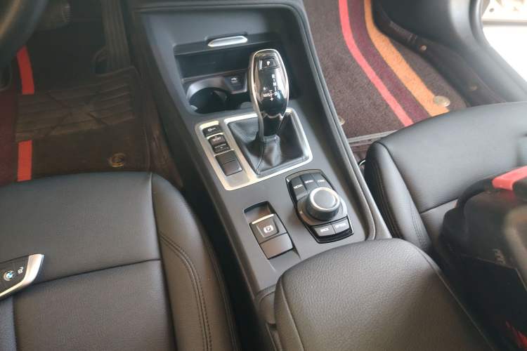 Used BMW 1 Series 2020 120i Fashion Model Gear Lever