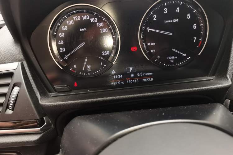 Used BMW 1 Series 2020 120i M Sport Package Odometer Close Up