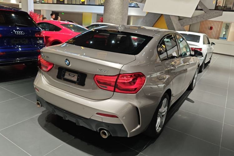 Used BMW 1 Series 2020 120i M Sport Package Rear Right 45 Deg