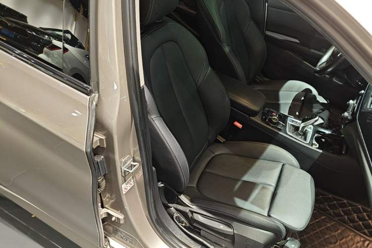 Used BMW 1 Series 2020 120i M Sport Package Right Front Seat